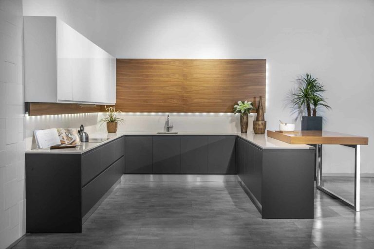VENECIA GRAPHITE AND GLOSS WHITE